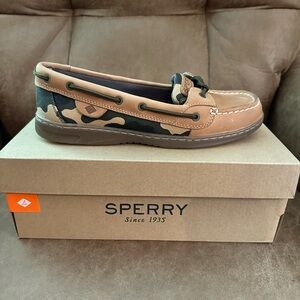 New Women’s Sperry Angelfish Sahara Camo | Sperry Topsider | Memory Foam